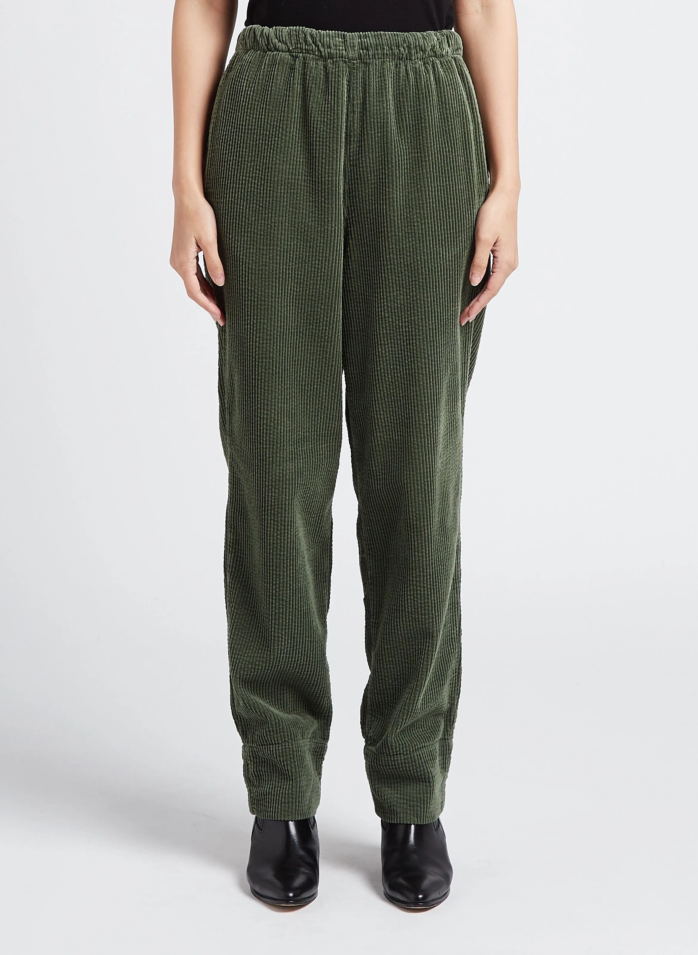 ACQUAVERDE SAPHIR - Pantalón recto de pana en verde