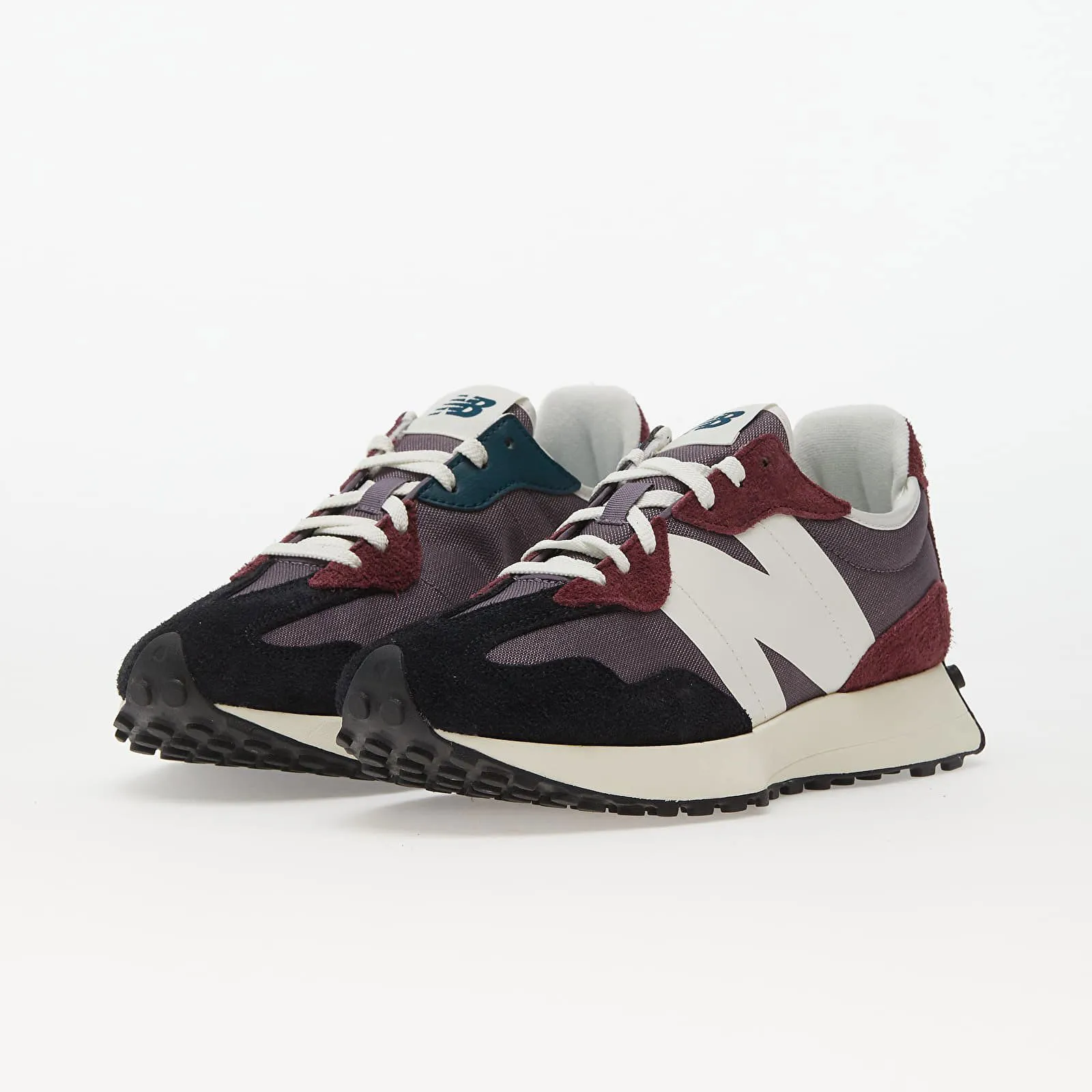 New Balance 327
