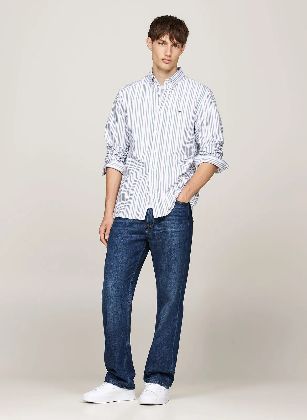 TOMMY HILFIGER Camisa a rayas con cuello clásico en azul